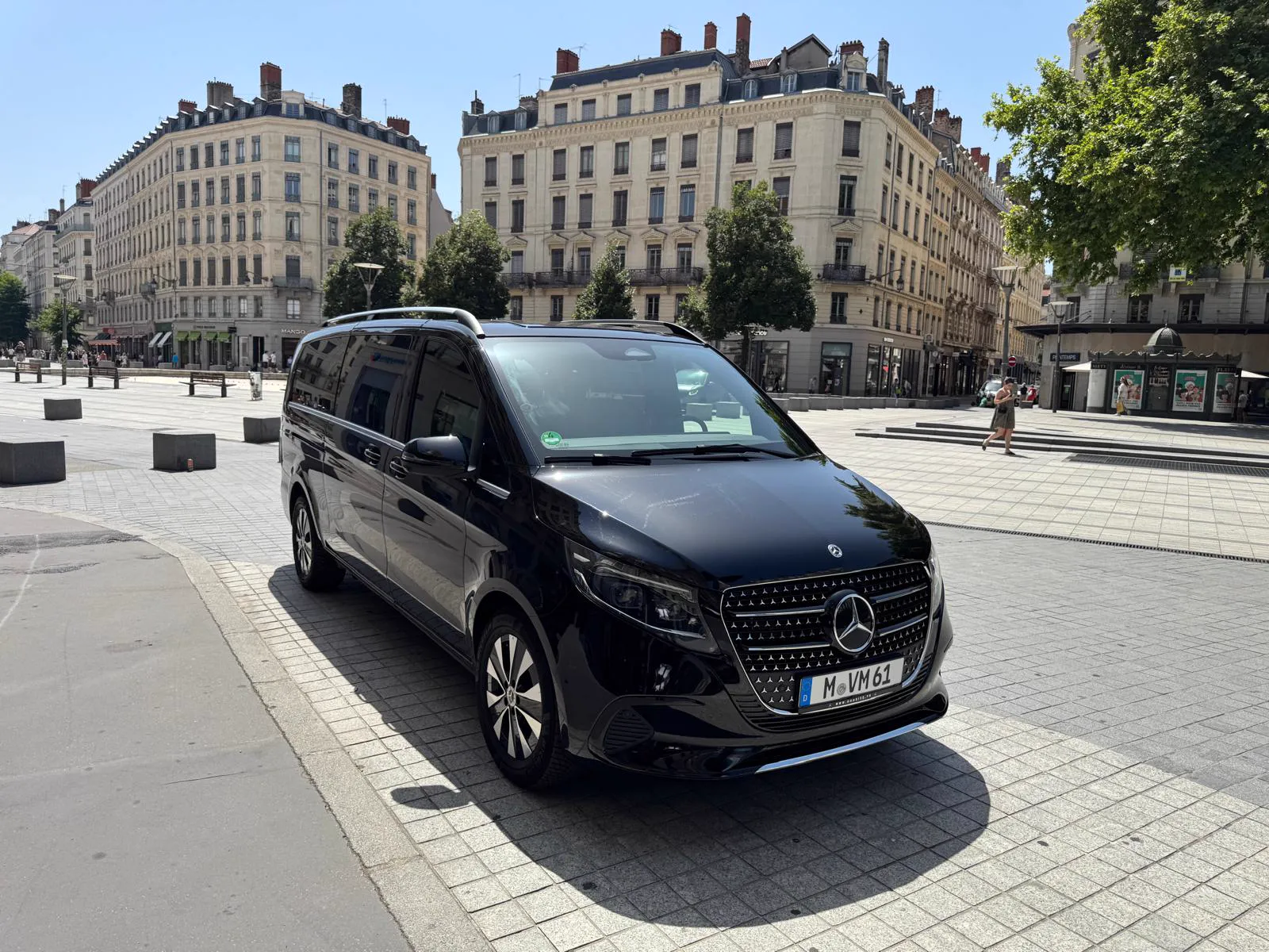 Chauffeur AloVan Paris à la Gare Saint-Lazare